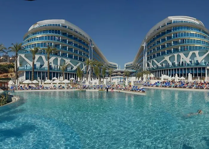 Vikingen Infinity Resort & SpaSpa Hotel